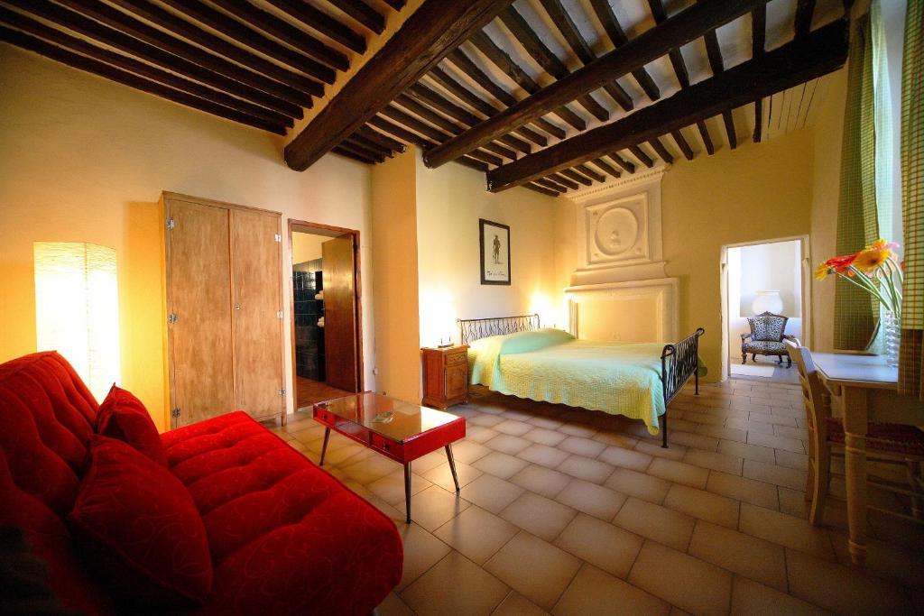 Belle De Nuit Bed & Breakfast Oppède Oda fotoğraf