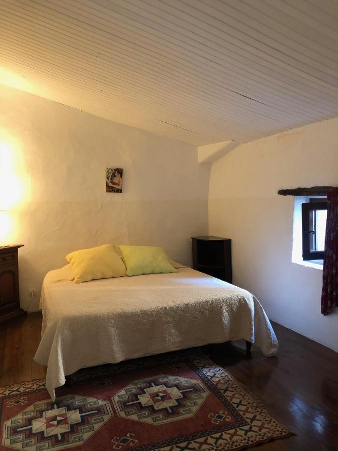 Belle De Nuit Bed & Breakfast Oppède Dış mekan fotoğraf