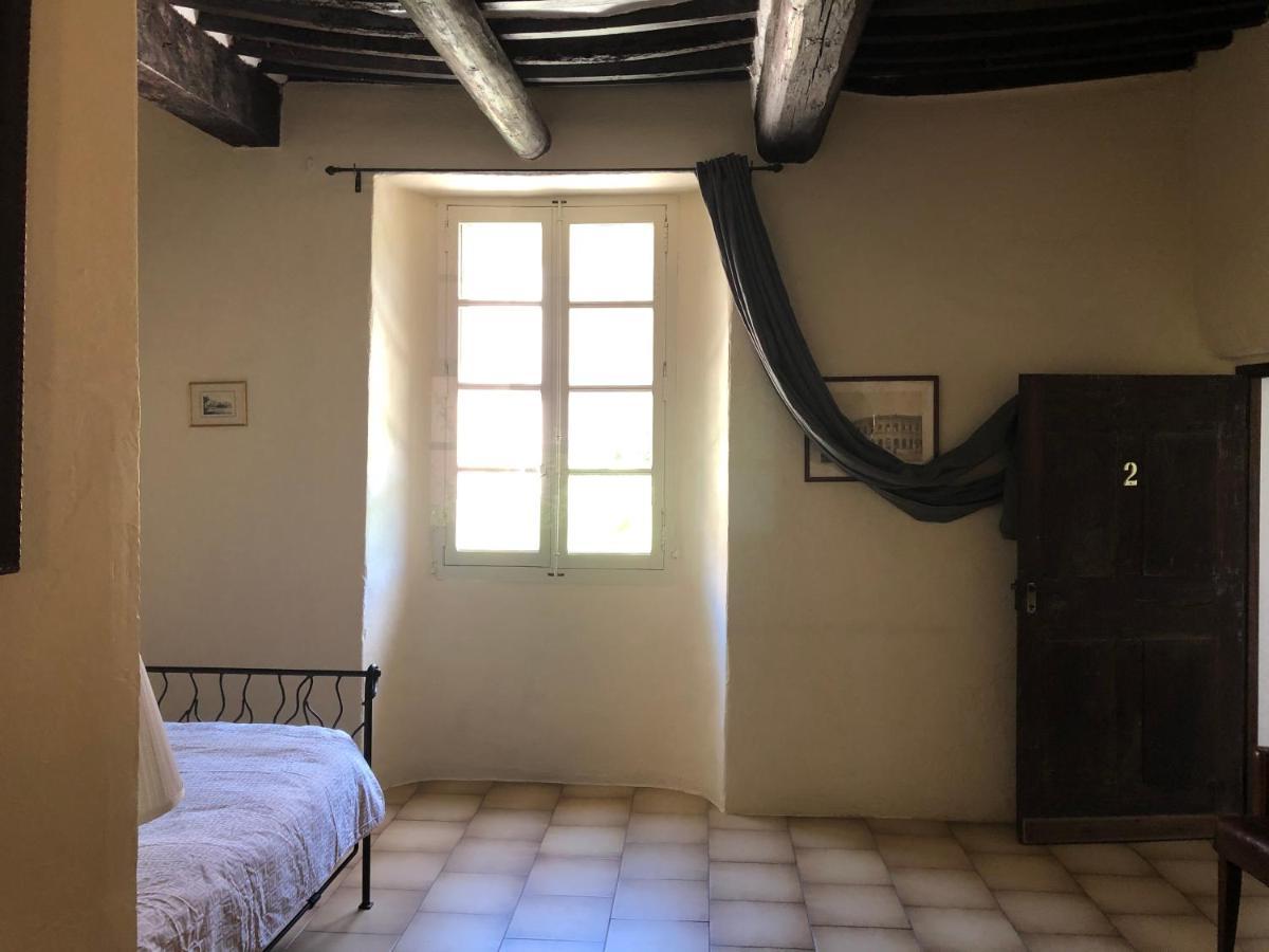 Belle De Nuit Bed & Breakfast Oppède Dış mekan fotoğraf
