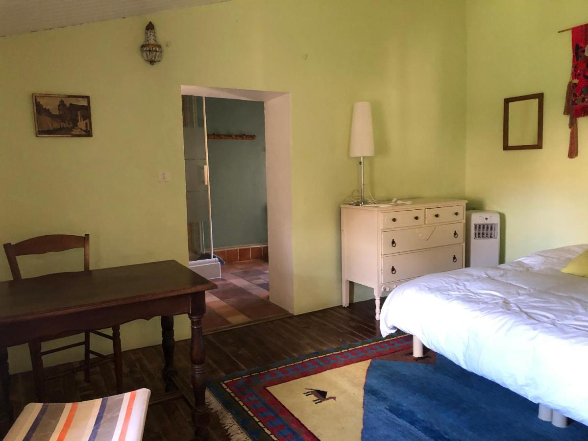 Belle De Nuit Bed & Breakfast Oppède Dış mekan fotoğraf